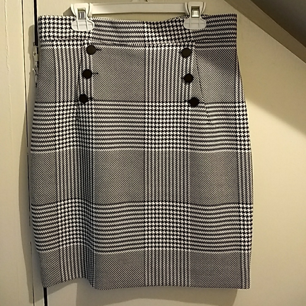 Pencil skirt